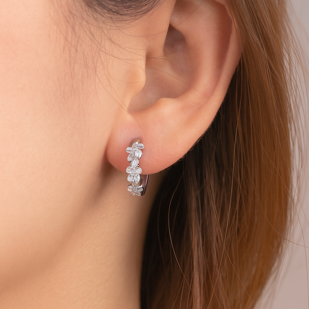 Ohrringe aus 925er Sterling-Silber, süßes Blumendesign, 1,0cm