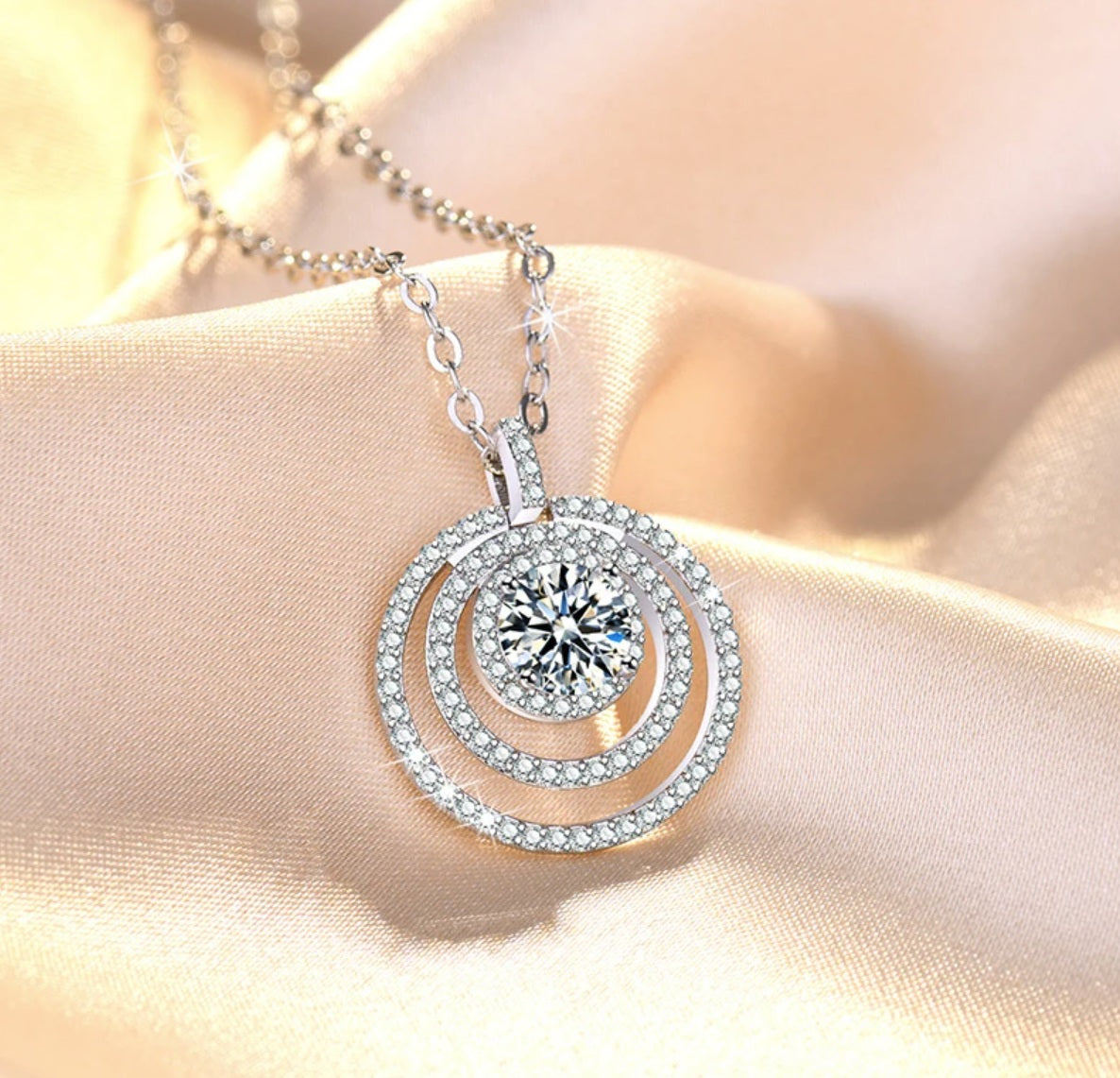 Kette mit Anhänger aus 925er Sterling-Silber, Kristall in Kreisen